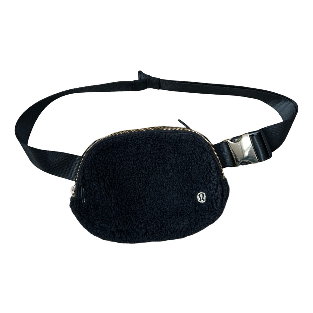 Lululemon Everywhere Black Fuzzy Sherpa Fleece Belt Bag